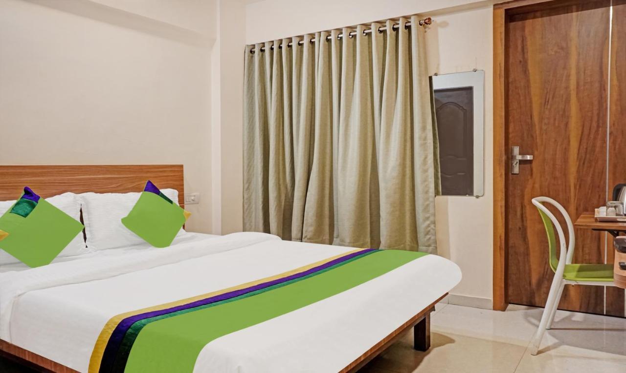 Treebo Trip Sai Krupa Otel Pune Dış mekan fotoğraf